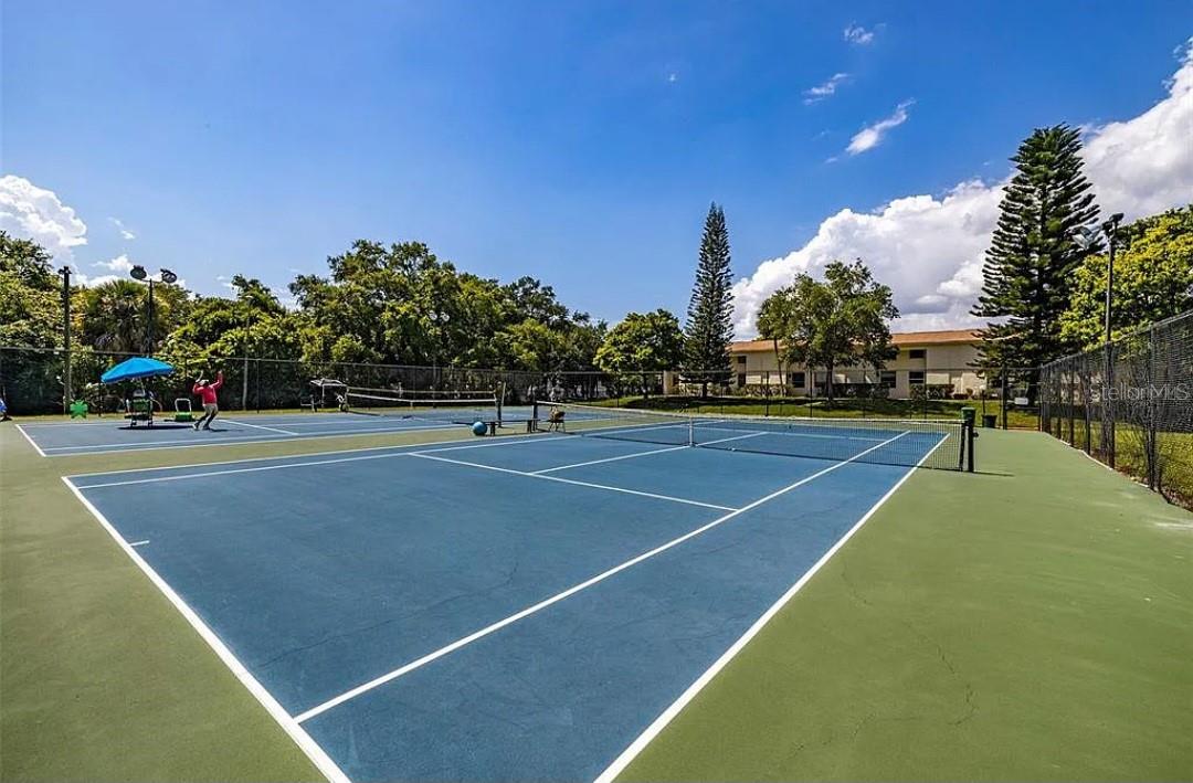 Image 17 of 26 For 4215 La Dega Court