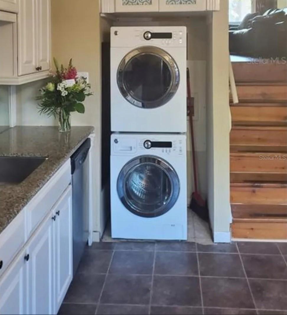 Image 5 of 26 For 4215 La Dega Court