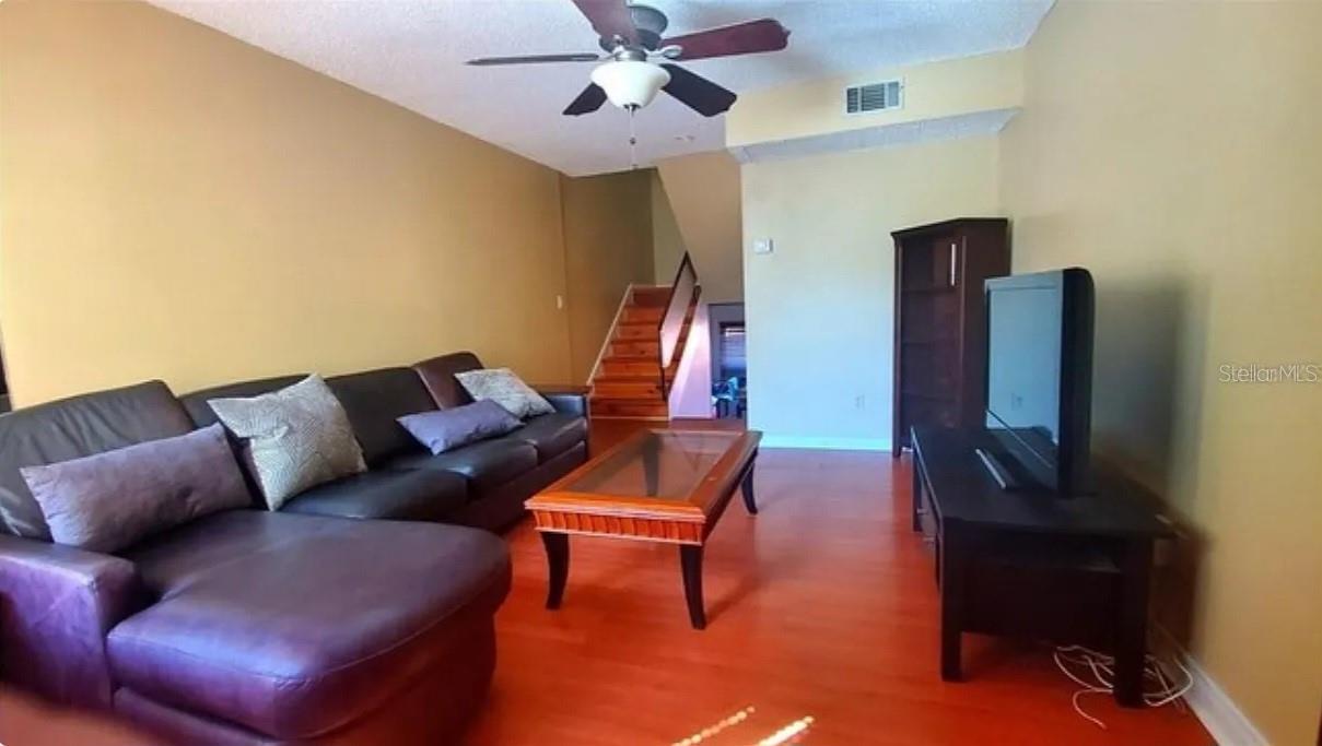 Image 6 of 26 For 4215 La Dega Court