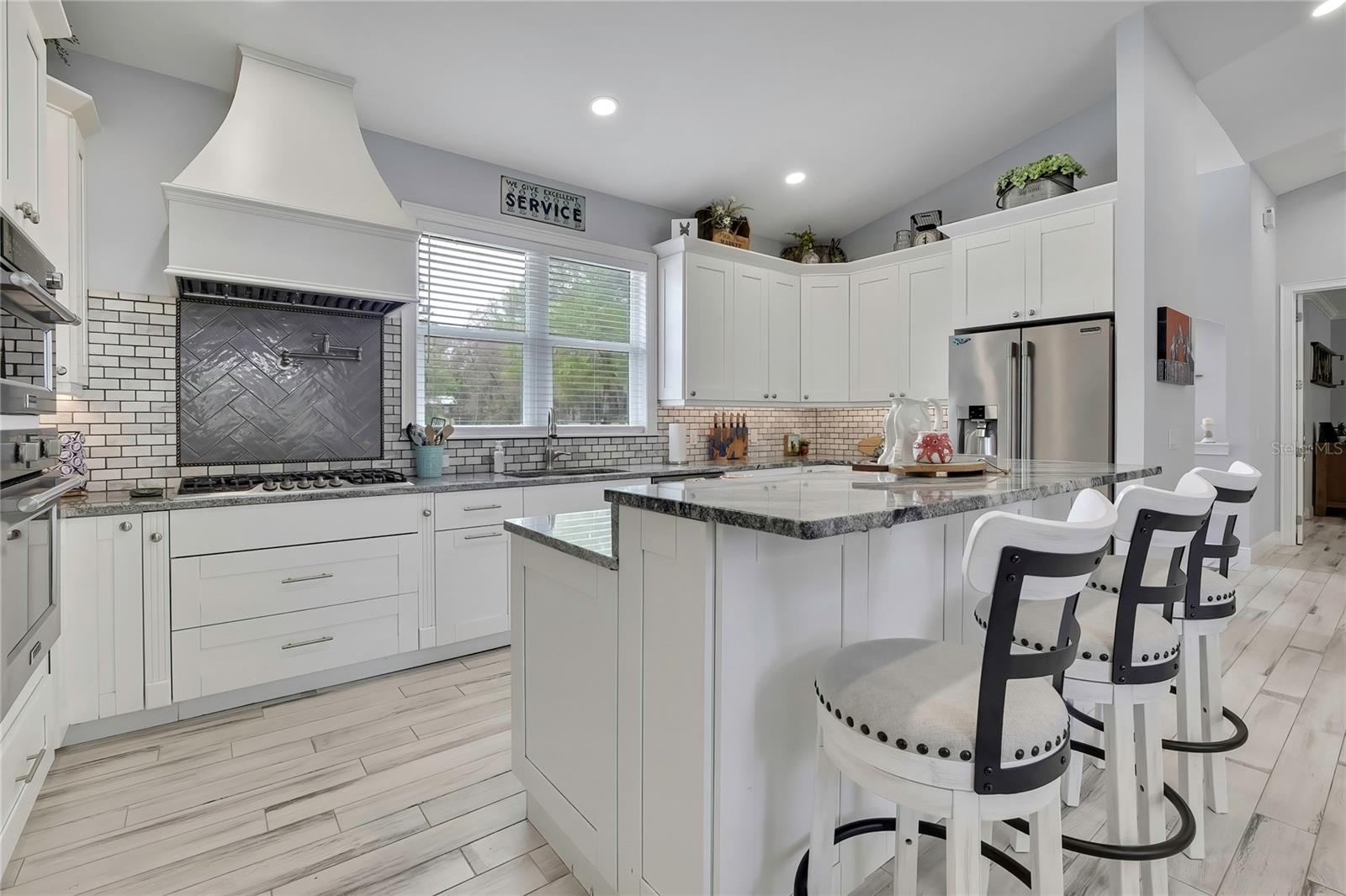 Image 14 of 74 For 4479 Southern Street