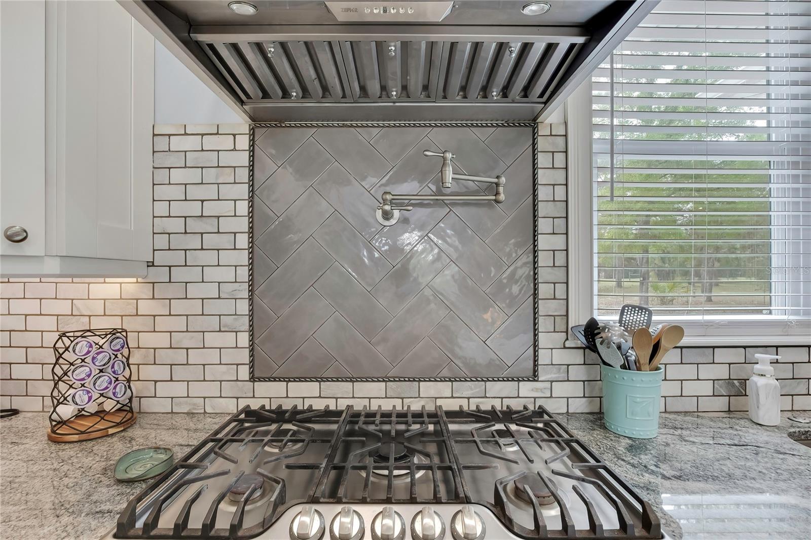 Image 19 of 74 For 4479 Southern Street