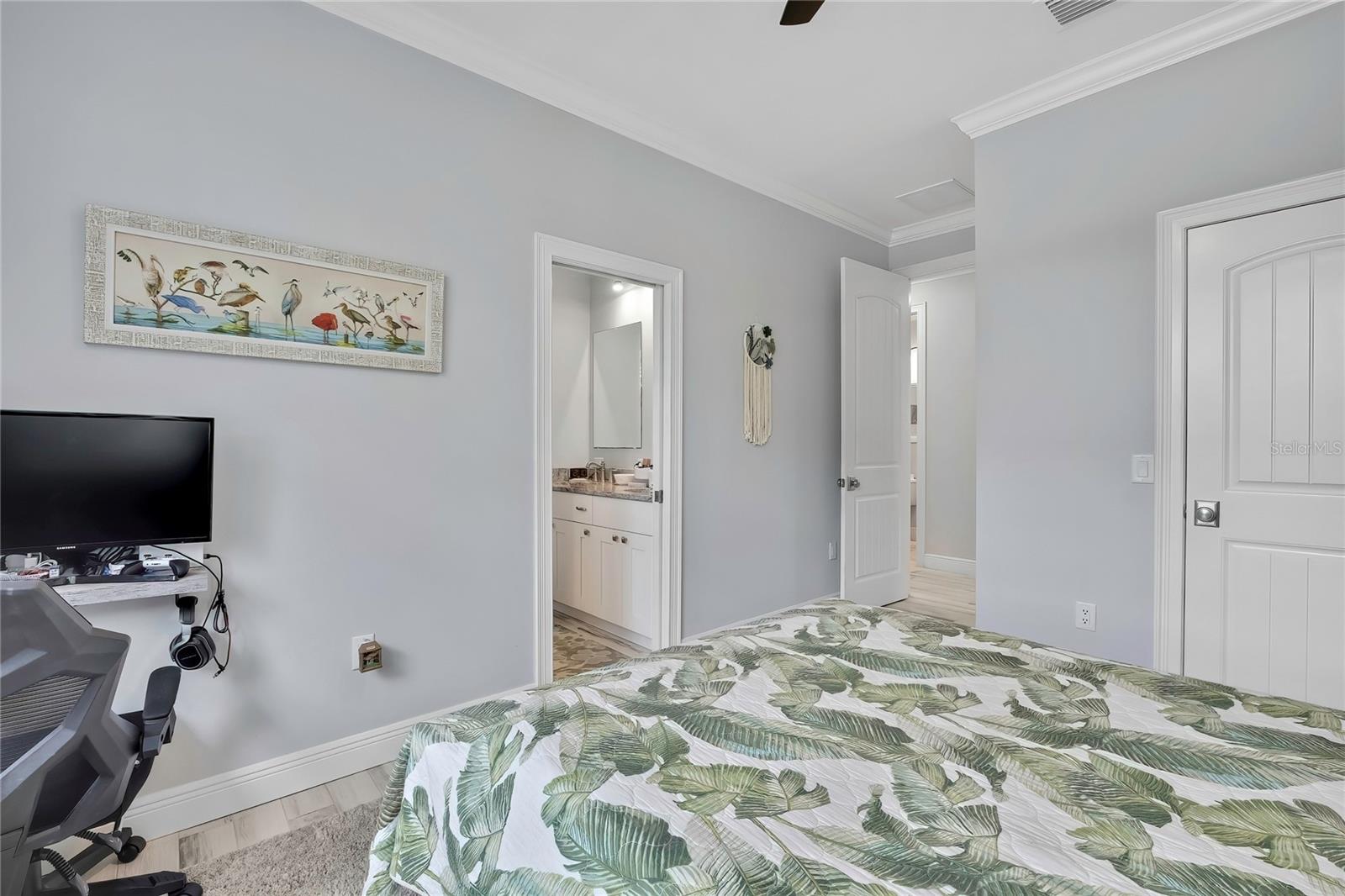 Image 34 of 74 For 4479 Southern Street