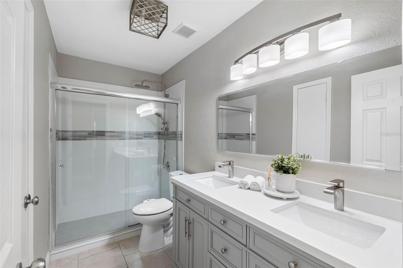 Image 28 of 59 For 2008 58th Street