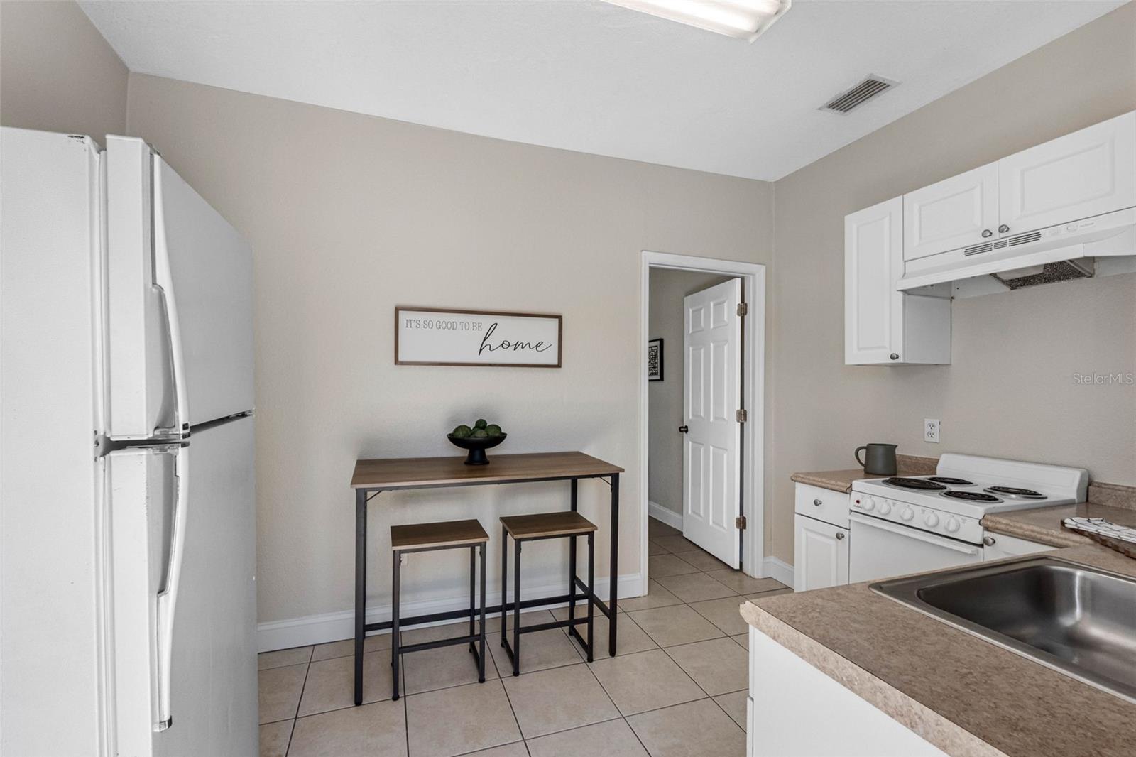 Image 40 of 59 For 2008 58th Street