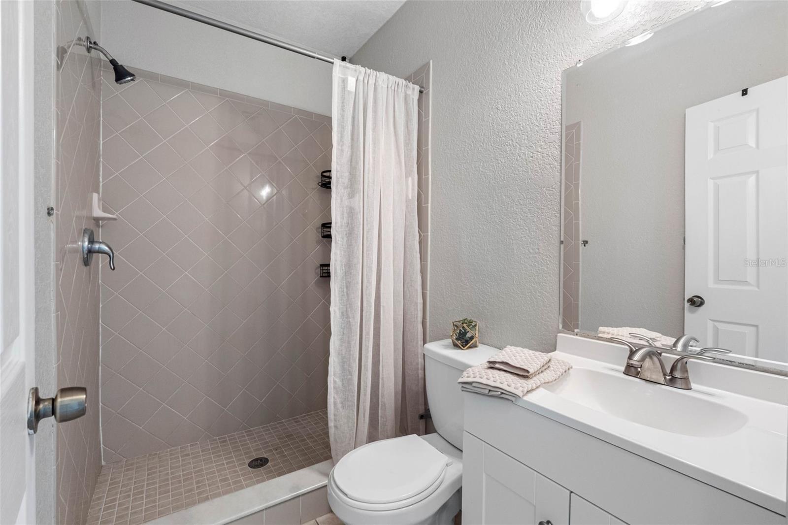 Image 42 of 59 For 2008 58th Street