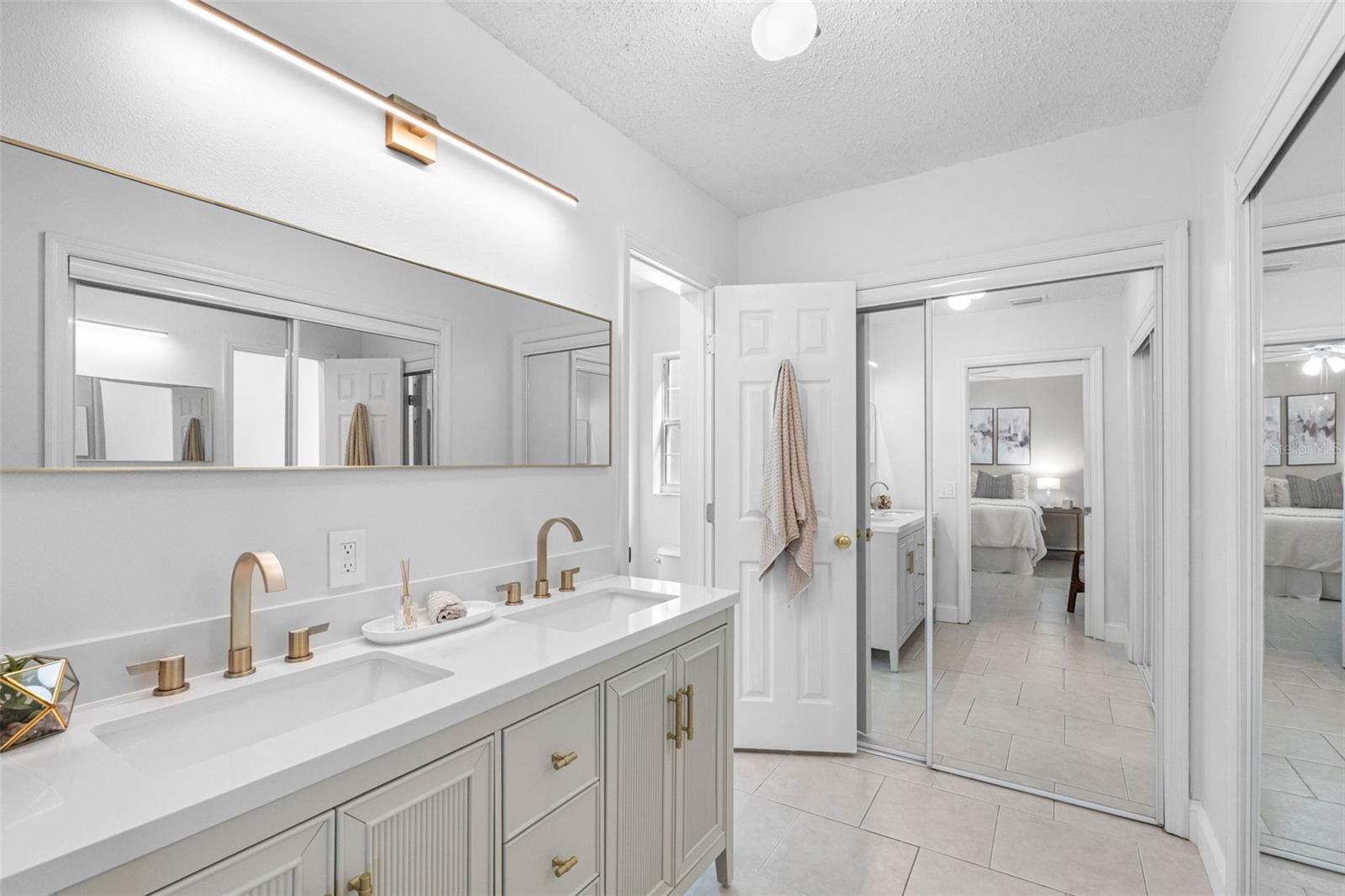 Image 6 of 59 For 2008 58th Street