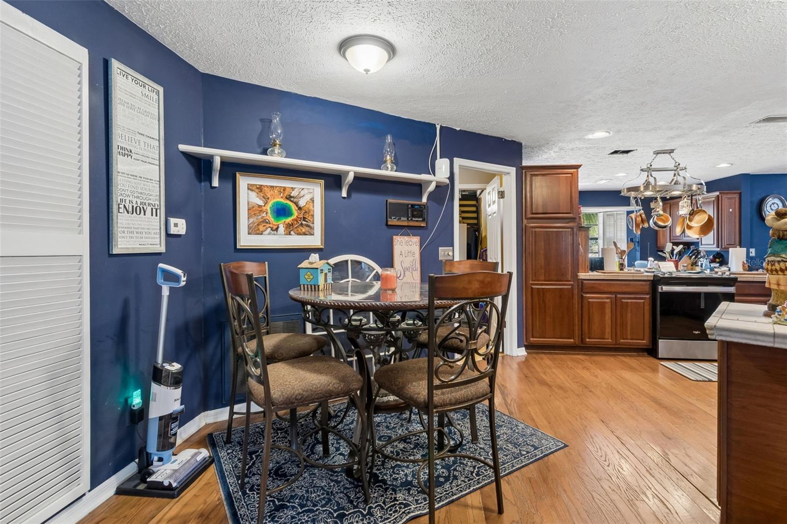 Image 28 of 100 For 5059 Bernadette Drive