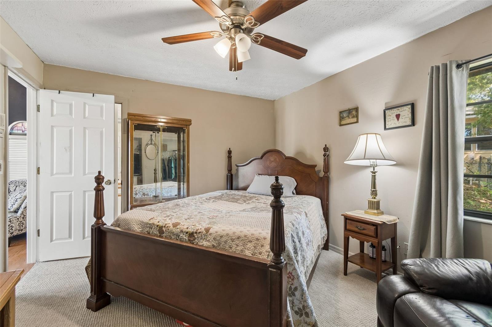 Image 44 of 100 For 5059 Bernadette Drive