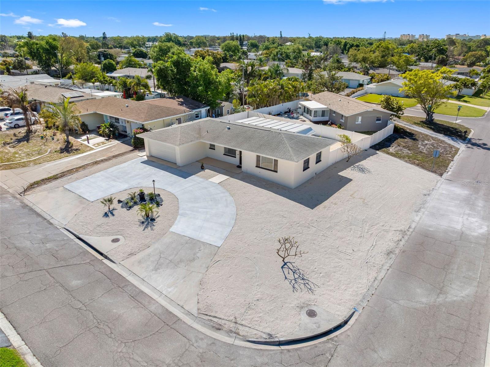 Image 36 of 41 For 11572 63rd Avenue