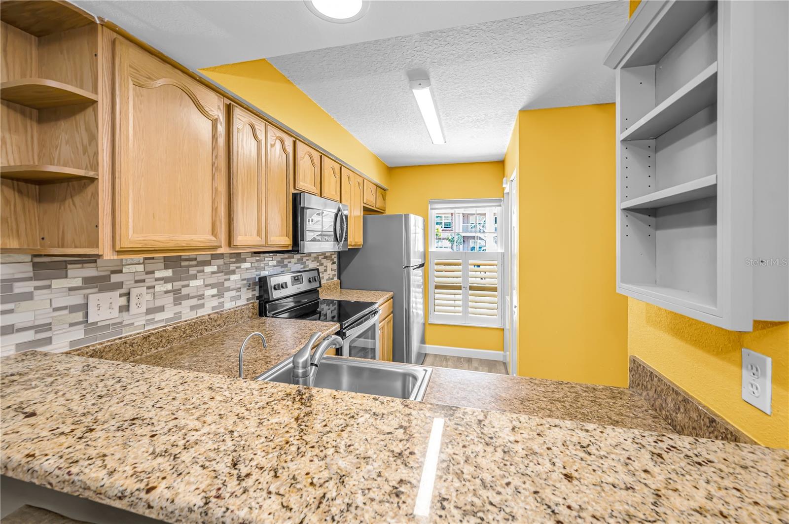 Image 10 of 40 For 6627 Spring Flower Drive 14