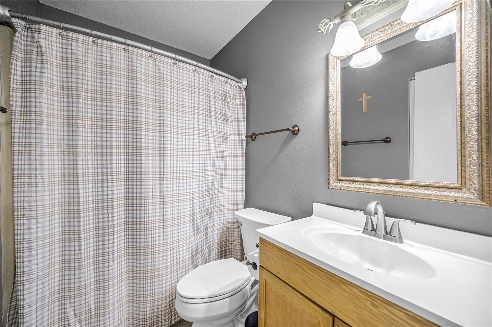 Image 20 of 40 For 6627 Spring Flower Drive 14