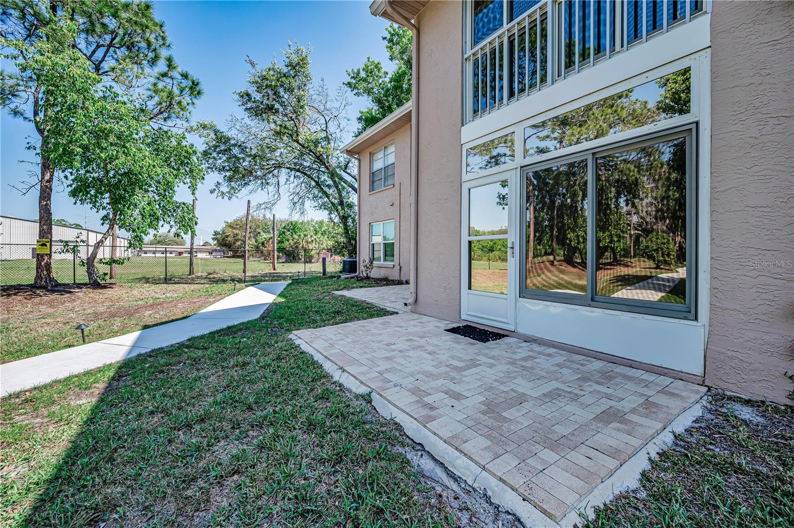 Image 26 of 40 For 6627 Spring Flower Drive 14