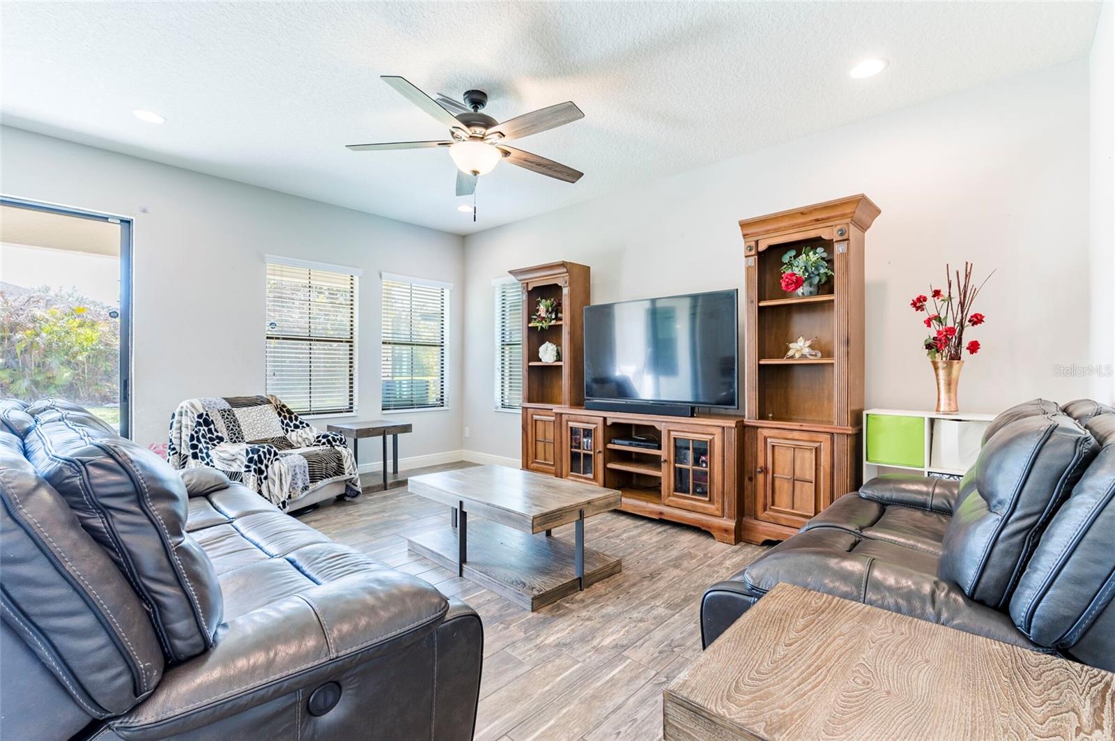 Image 5 of 56 For 4124 Revival Lane