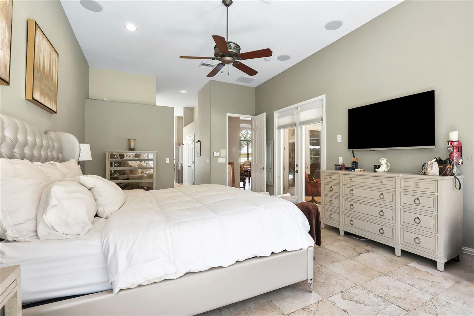 Image 23 of 96 For 27608 Pine Point Drive