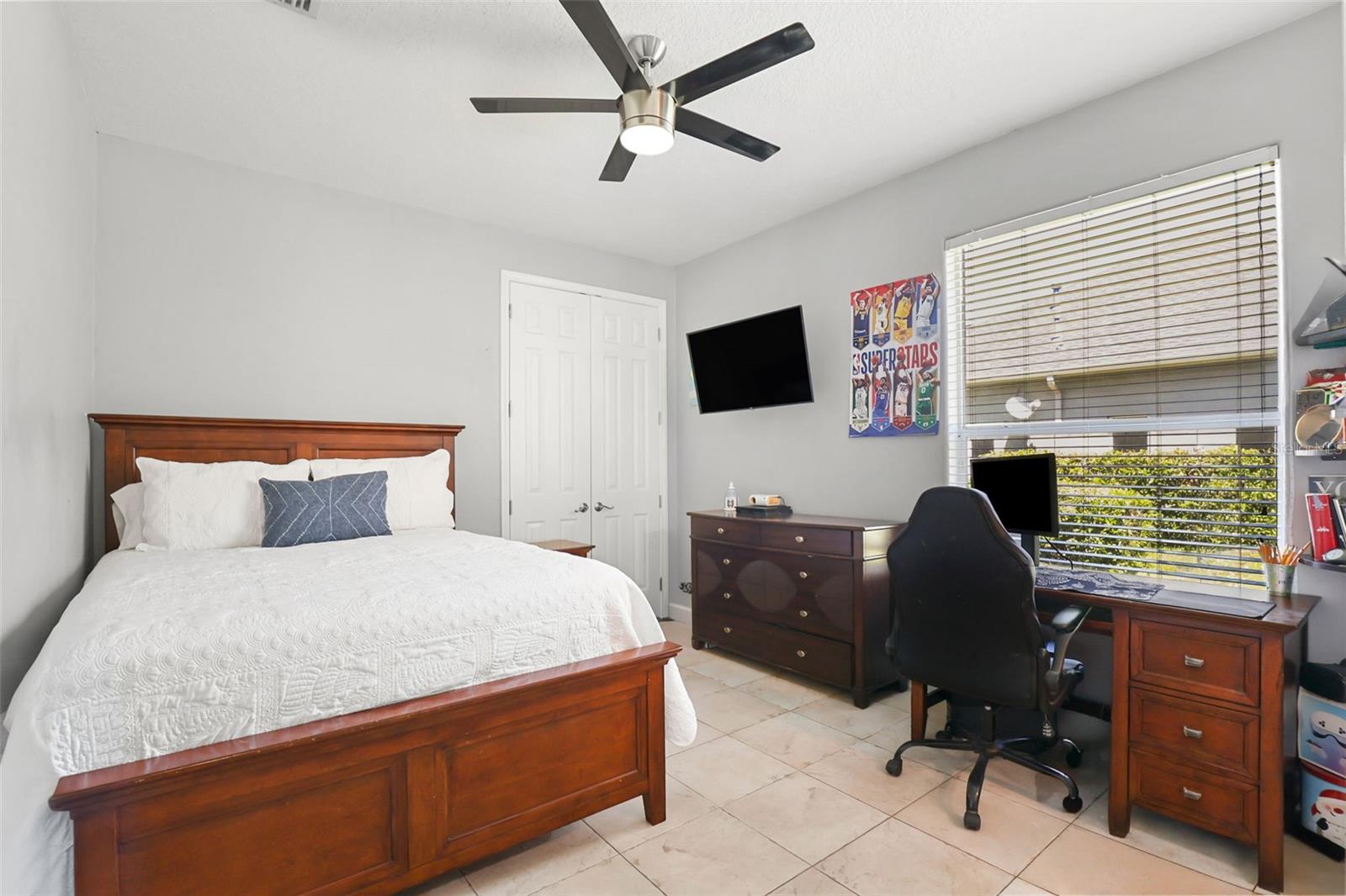 Image 37 of 96 For 27608 Pine Point Drive