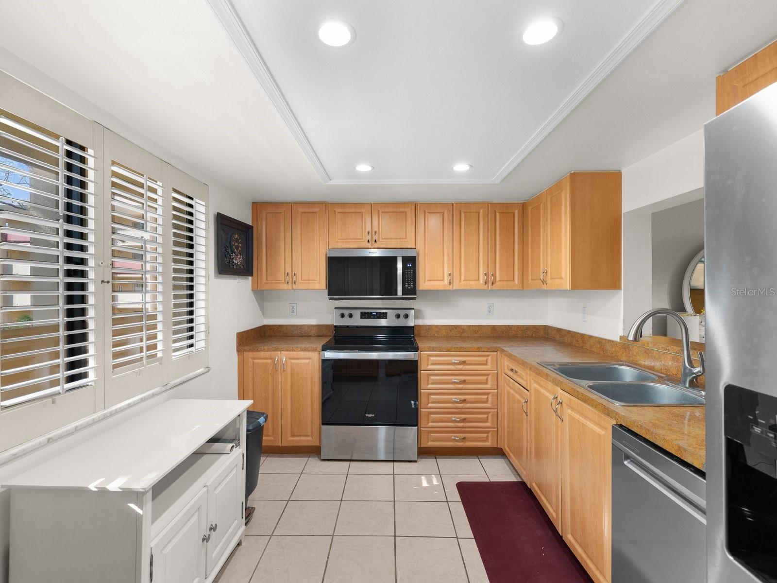 Image 10 of 71 For 3076 Eastland Boulevard 210