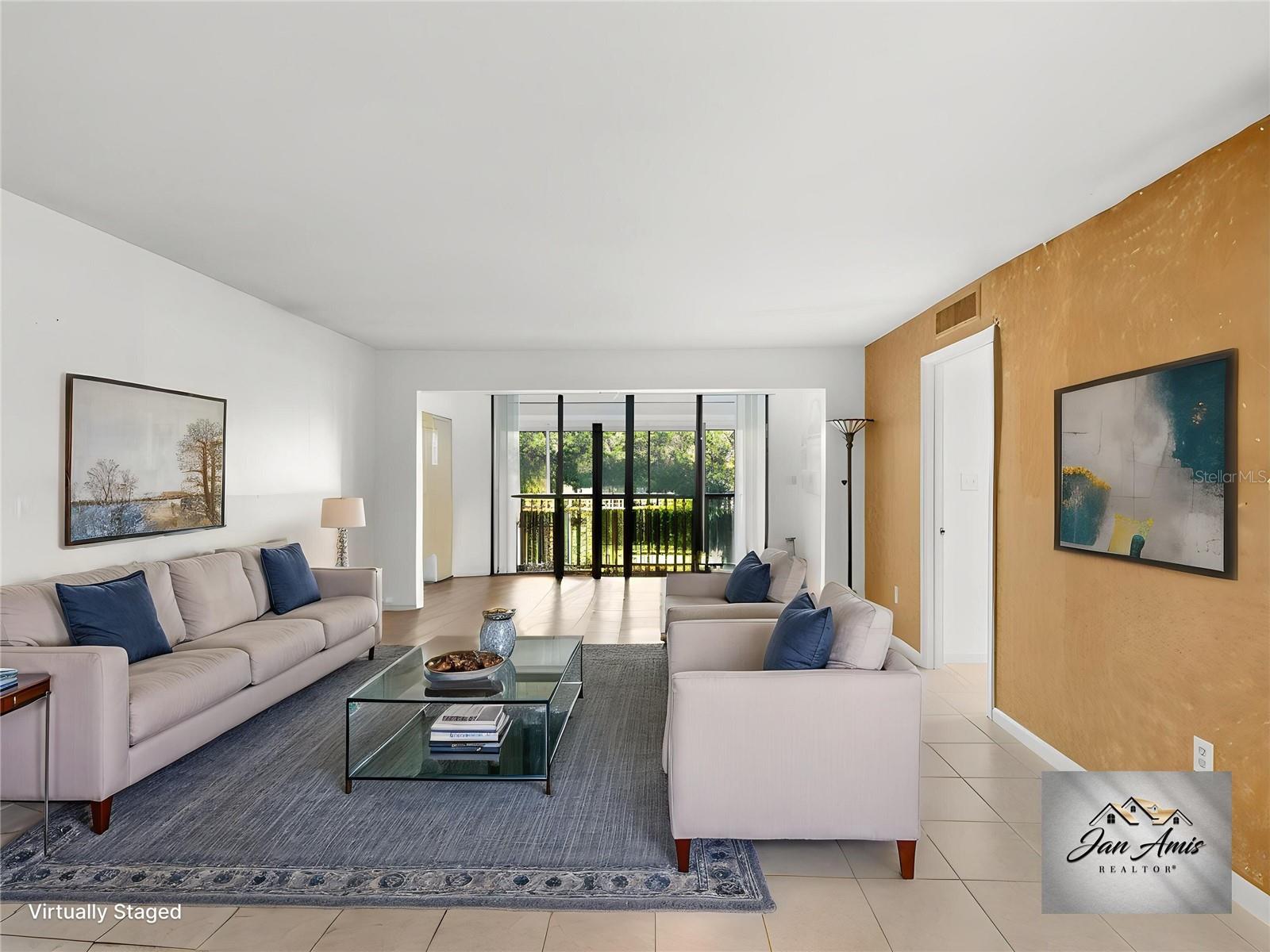 Image 14 of 71 For 3076 Eastland Boulevard 210