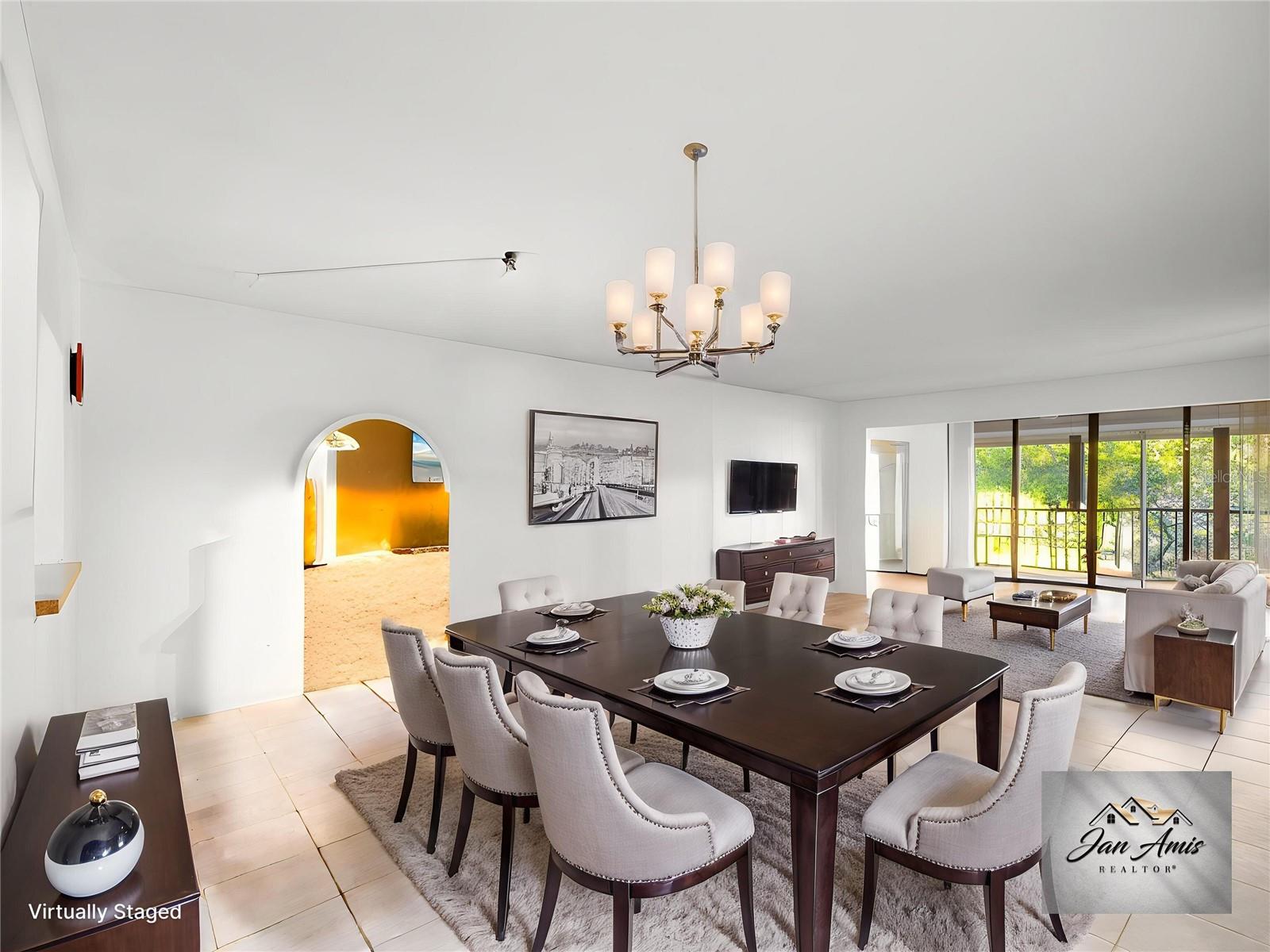 Image 18 of 71 For 3076 Eastland Boulevard 210