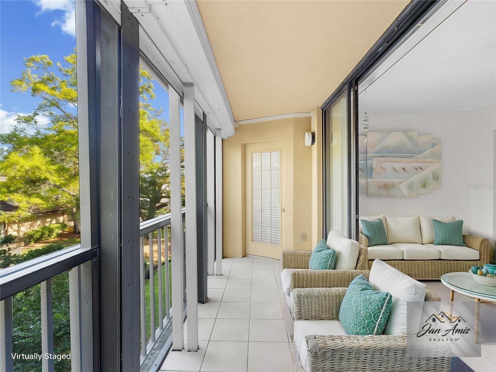 Image 30 of 71 For 3076 Eastland Boulevard 210