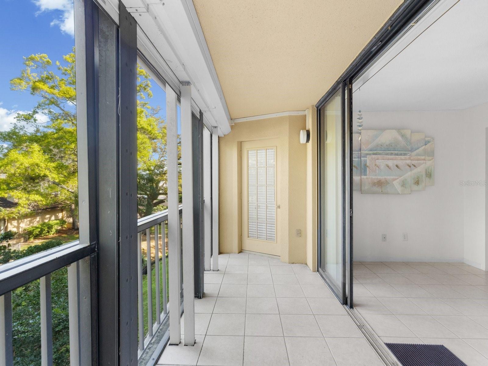 Image 31 of 71 For 3076 Eastland Boulevard 210