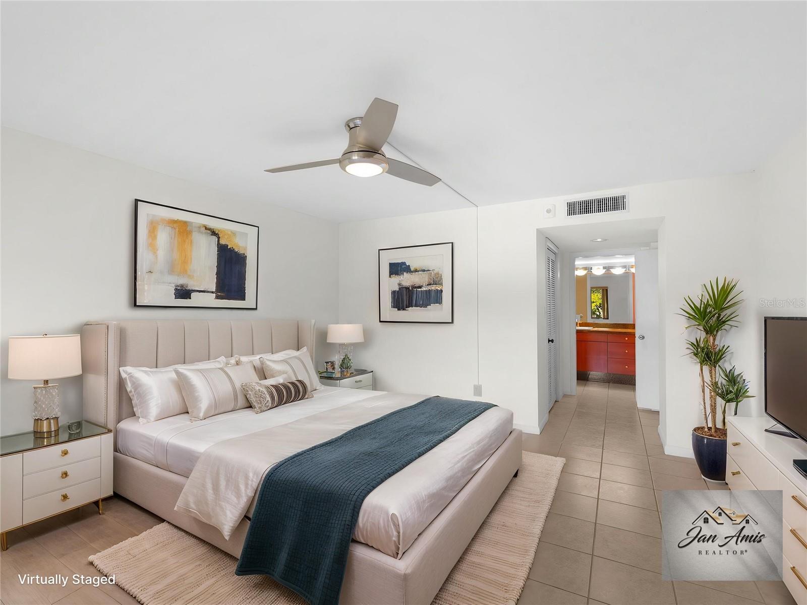 Image 34 of 71 For 3076 Eastland Boulevard 210