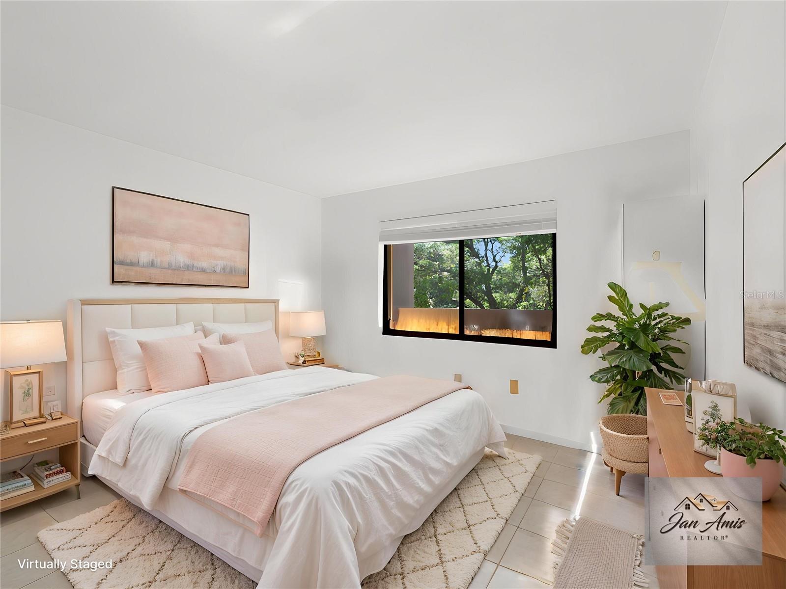 Image 41 of 71 For 3076 Eastland Boulevard 210