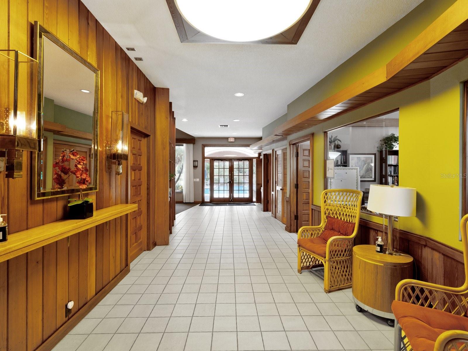 Image 62 of 71 For 3076 Eastland Boulevard 210