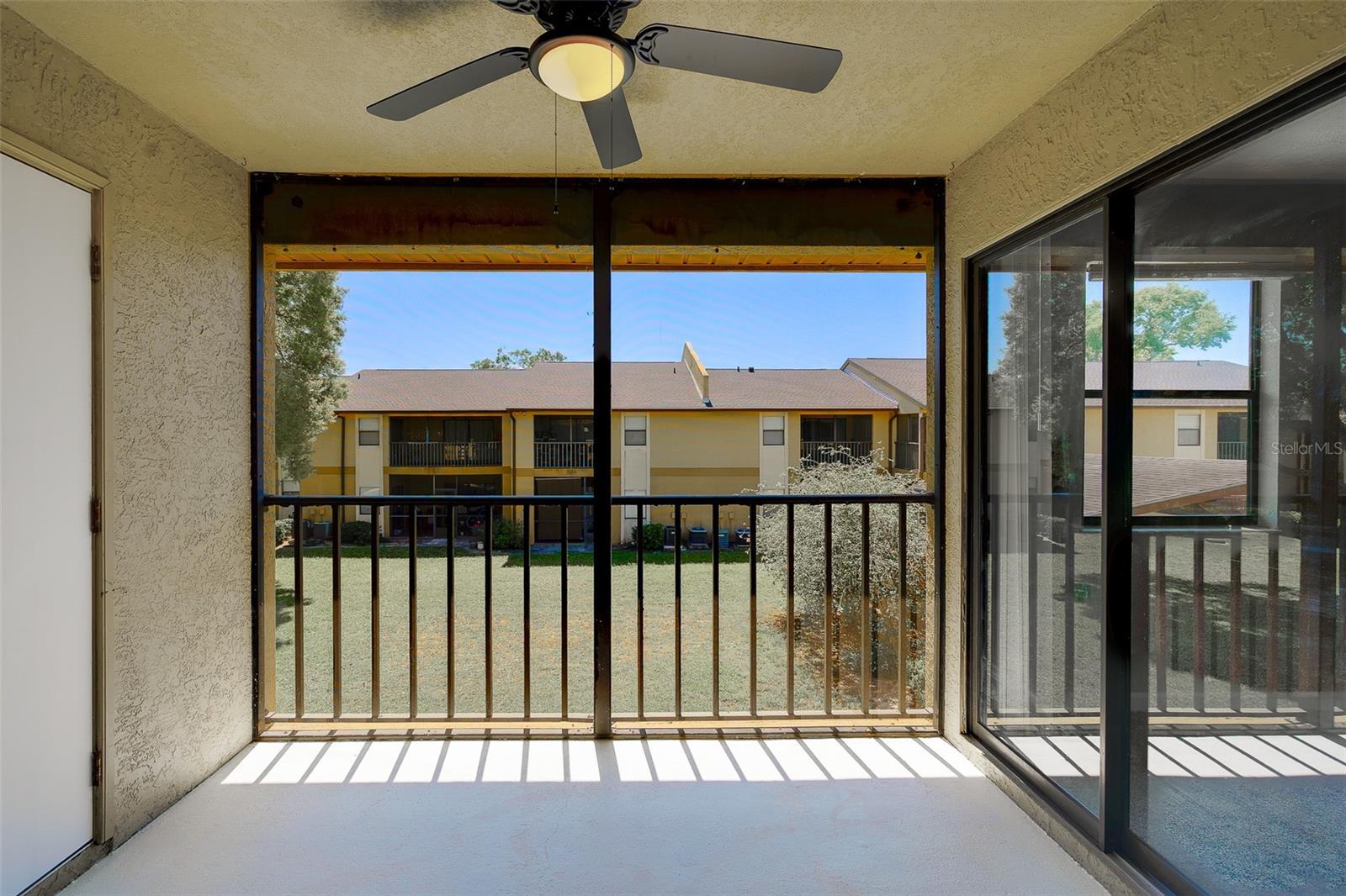 Image 12 of 62 For 12293 Sailwinds Drive 203