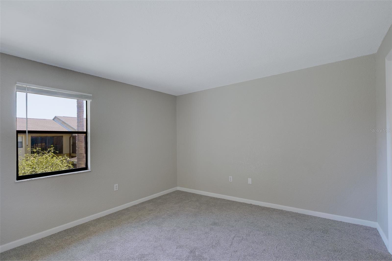 Image 26 of 62 For 12293 Sailwinds Drive 203