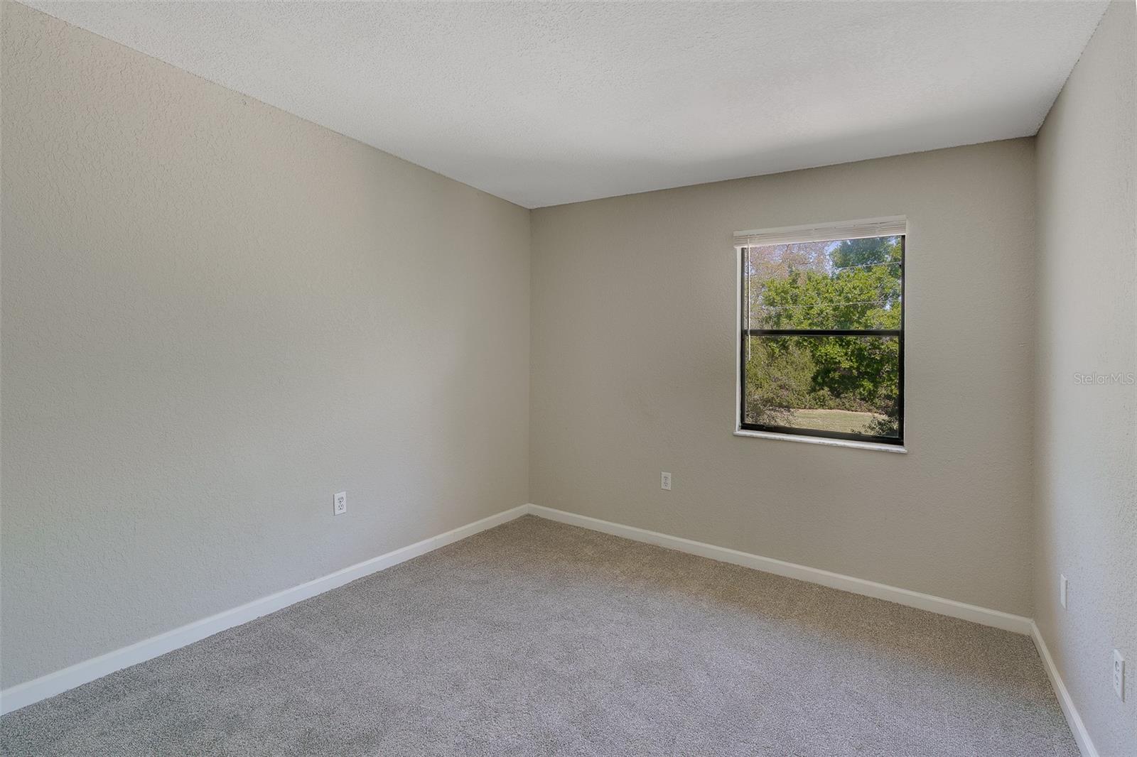 Image 32 of 62 For 12293 Sailwinds Drive 203