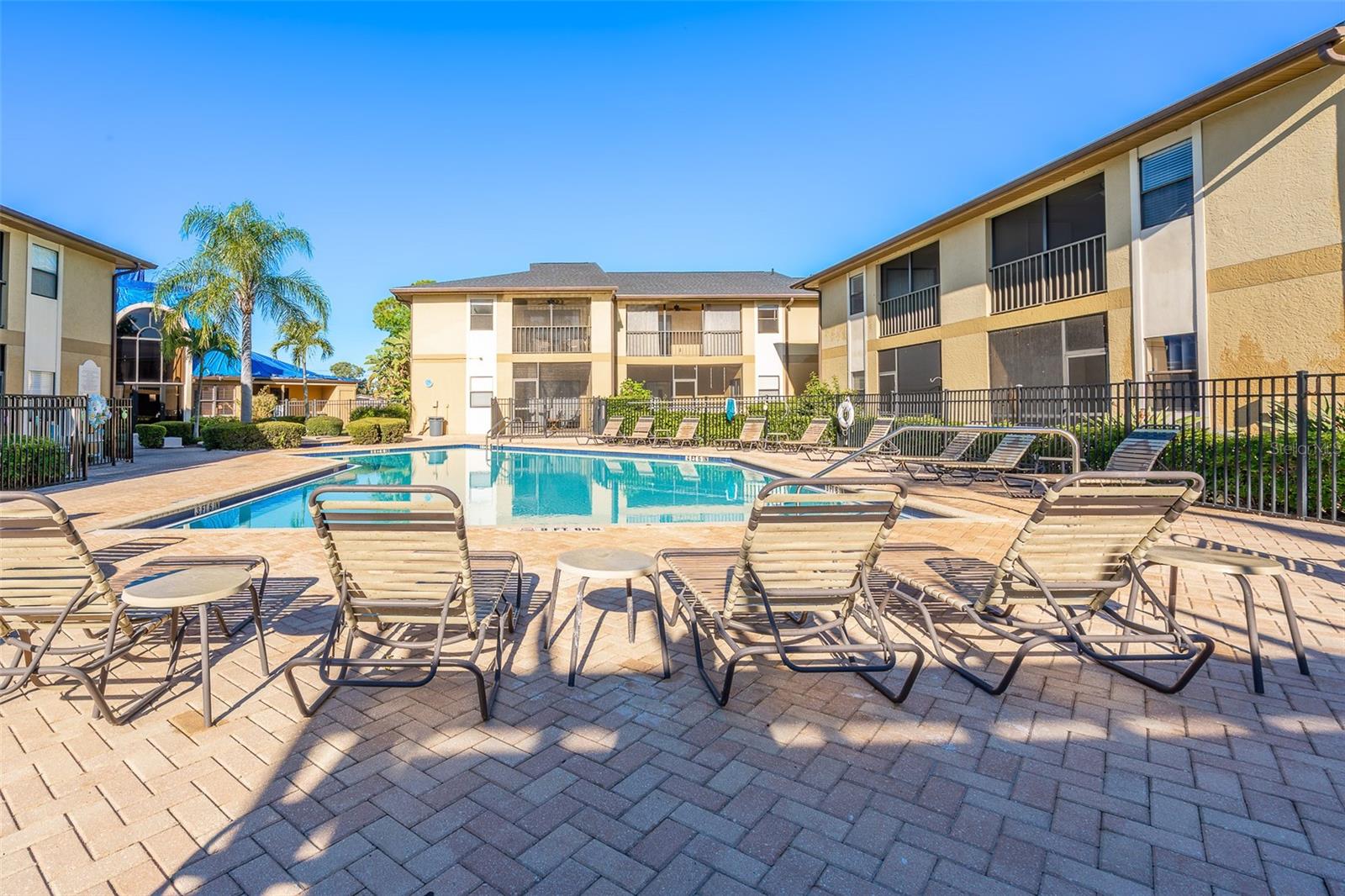 Image 42 of 62 For 12293 Sailwinds Drive 203