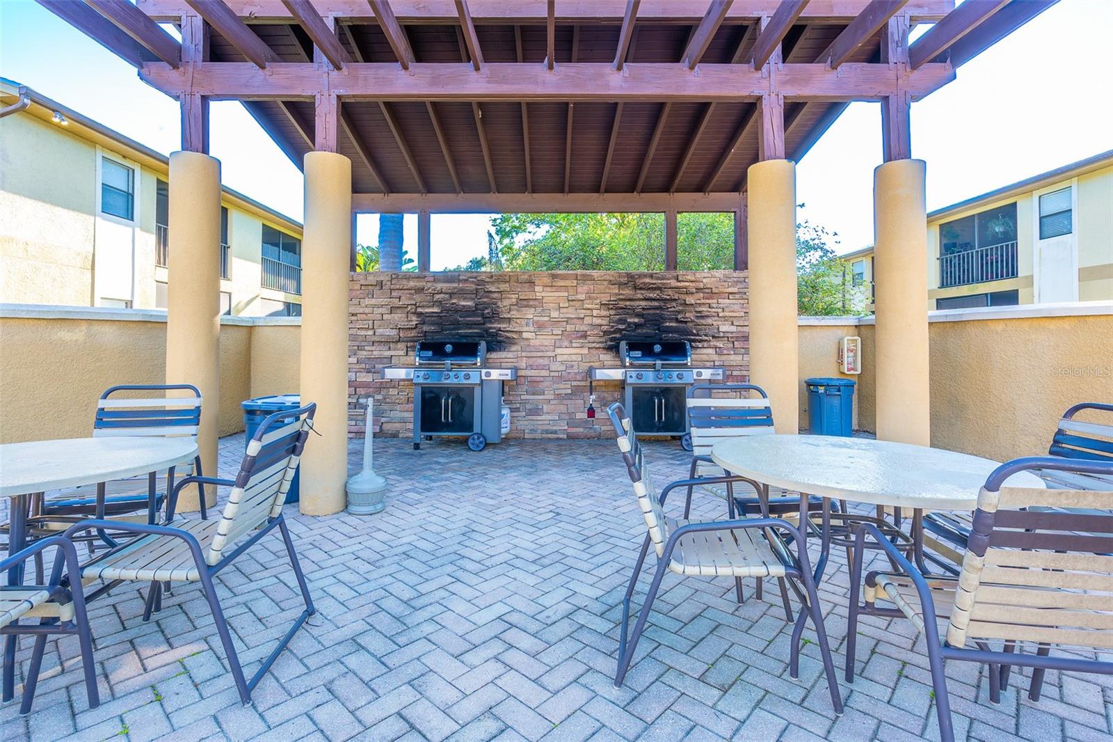 Image 43 of 62 For 12293 Sailwinds Drive 203