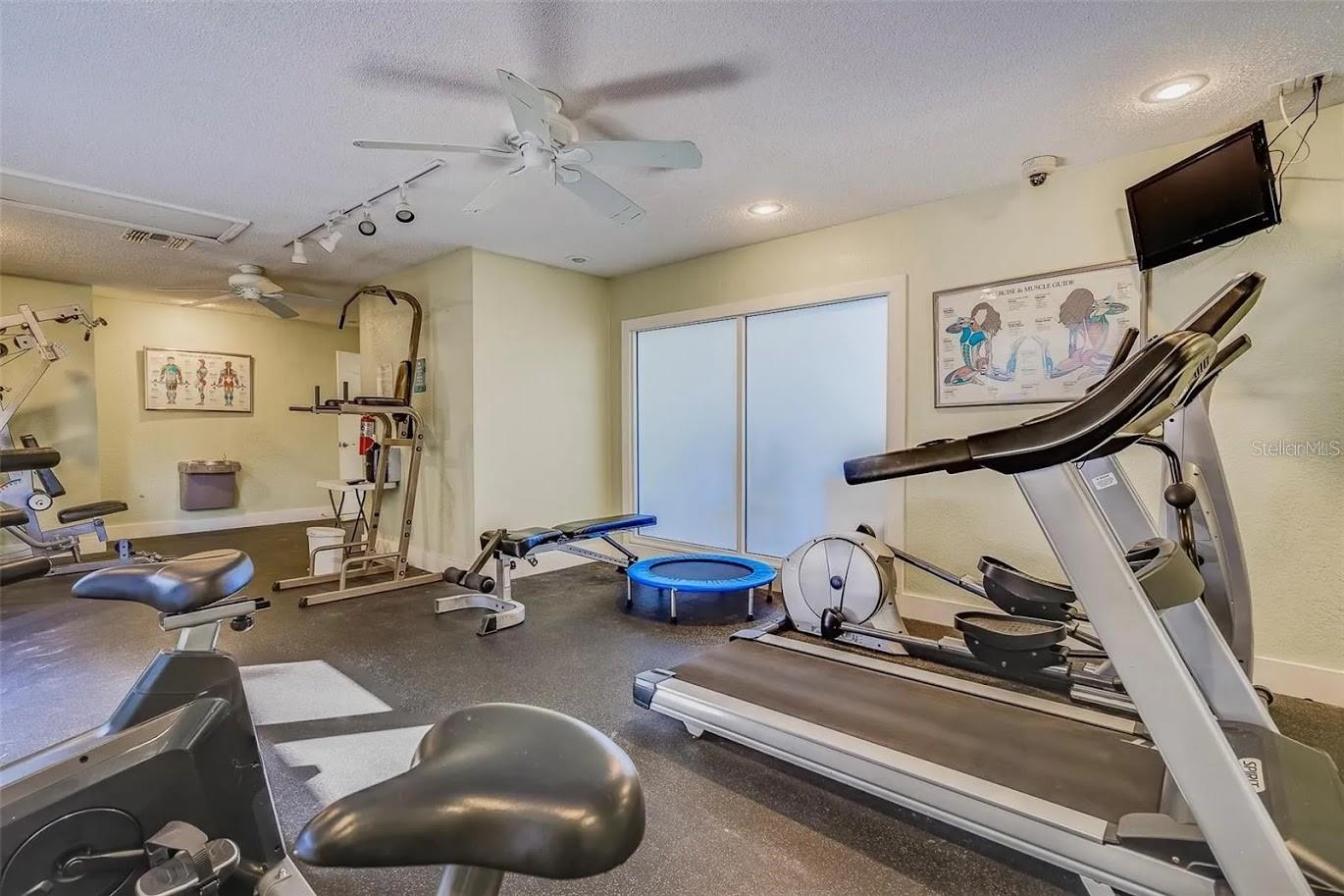 Image 61 of 62 For 12293 Sailwinds Drive 203