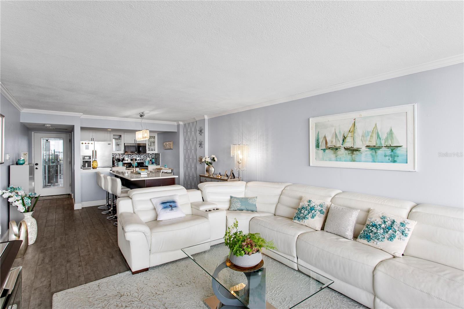 Image 10 of 39 For 5701 Mariner Street 504a