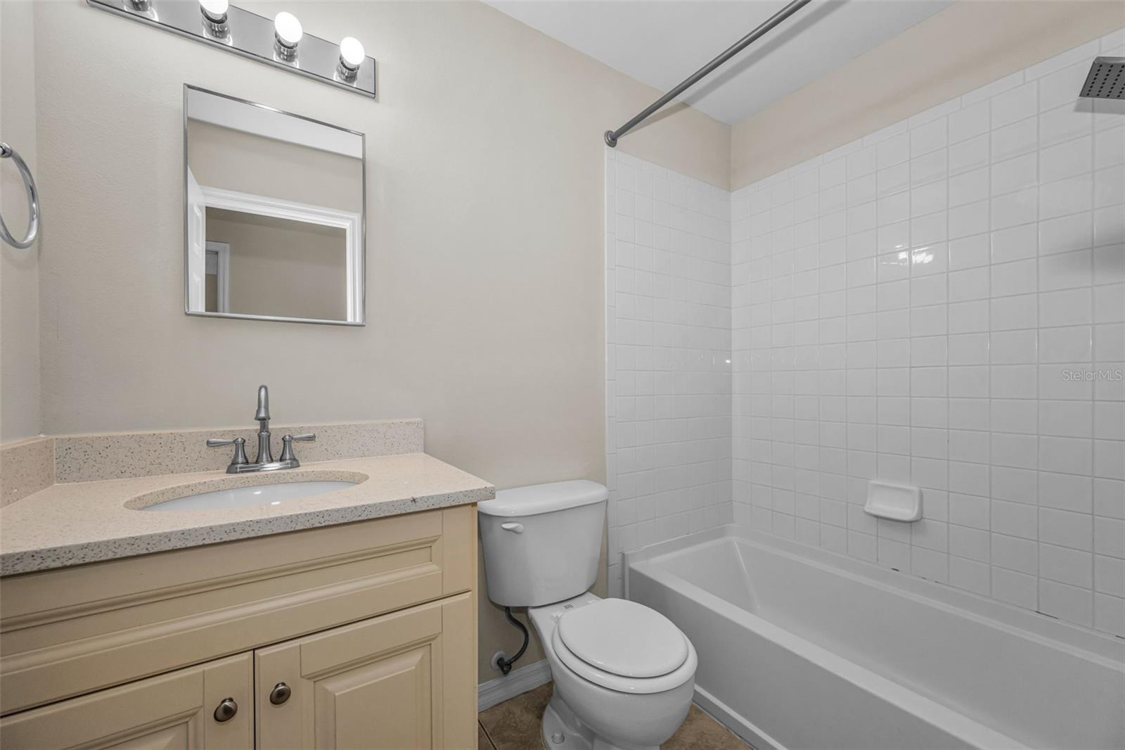 Image 20 of 31 For 8015 Savannah Sunset Lane