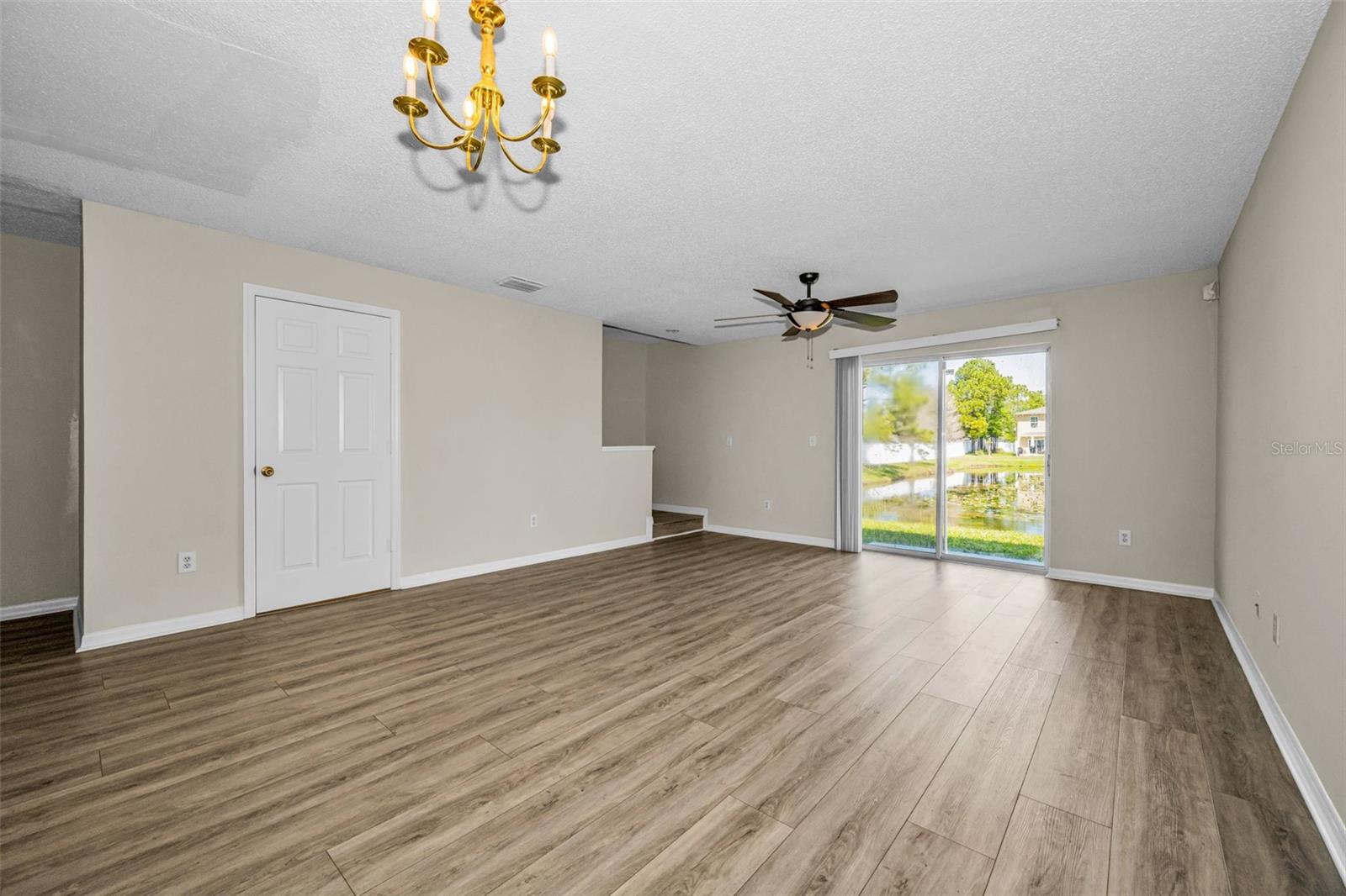 Image 8 of 31 For 8015 Savannah Sunset Lane