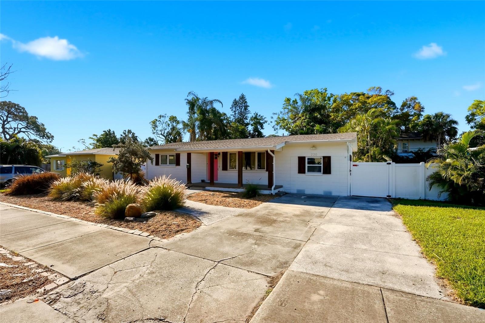 Details for 220 45th Avenue S, ST PETERSBURG, FL 33705