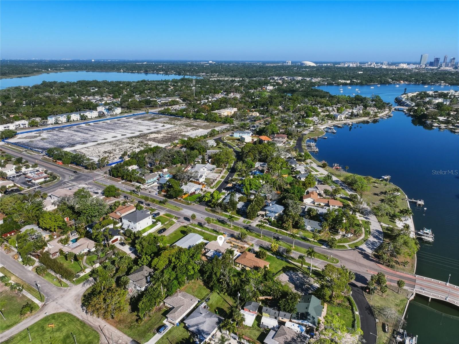 Image 4 of 23 For 220 45th Avenue S