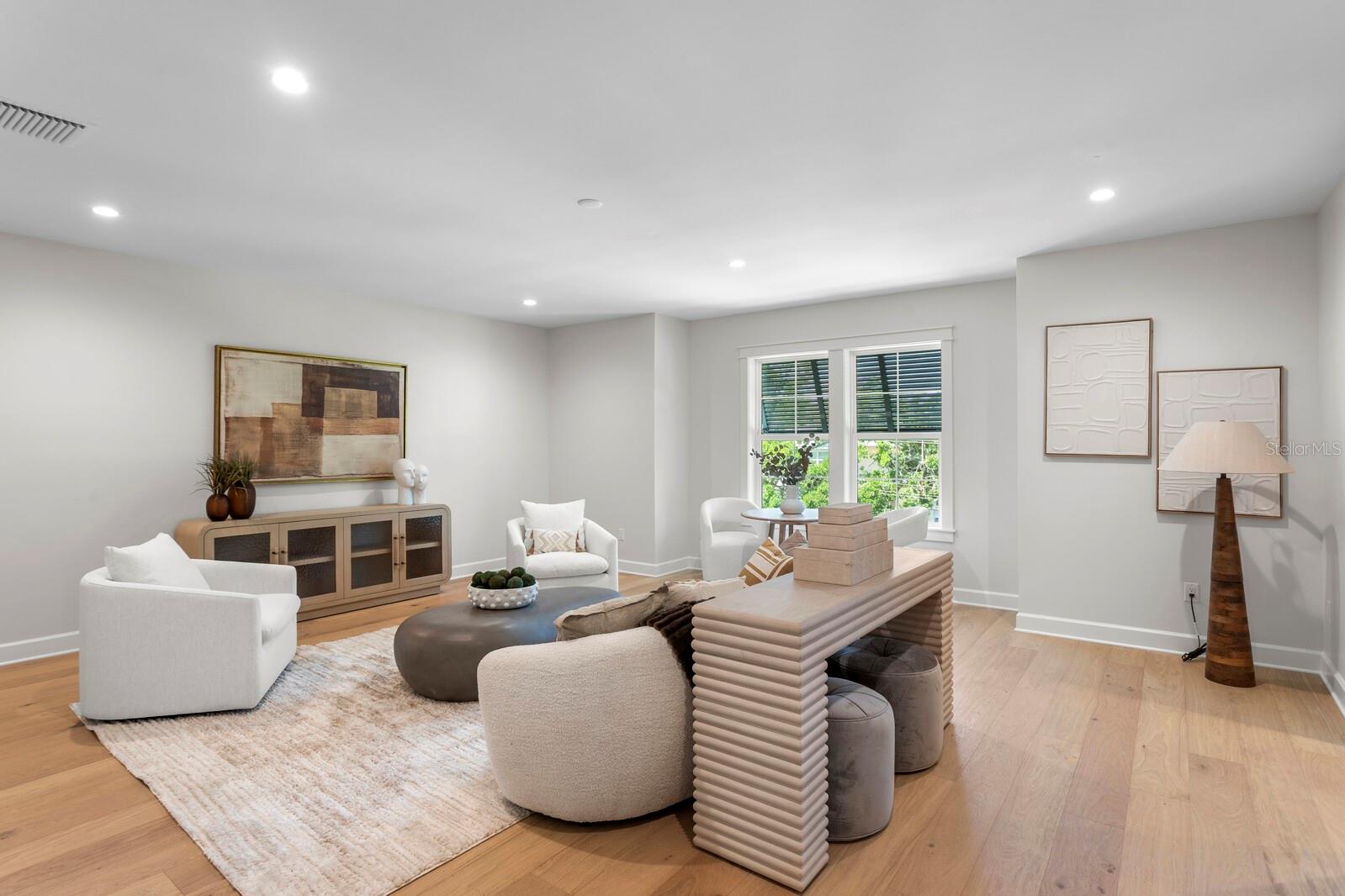 Image 19 of 38 For 2312 Occident Street