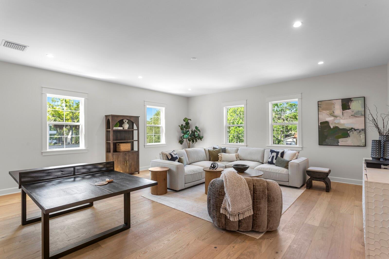 Image 24 of 38 For 2312 Occident Street