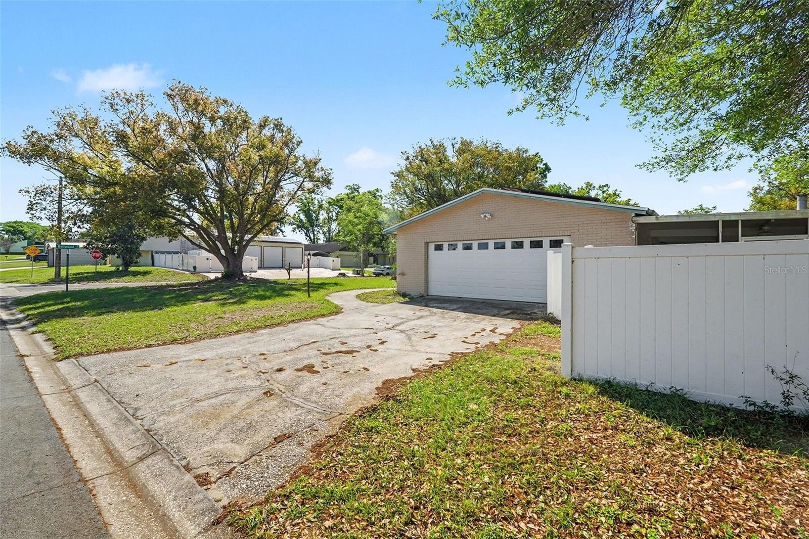 Image 11 of 41 For 2835 Bellwood Dr