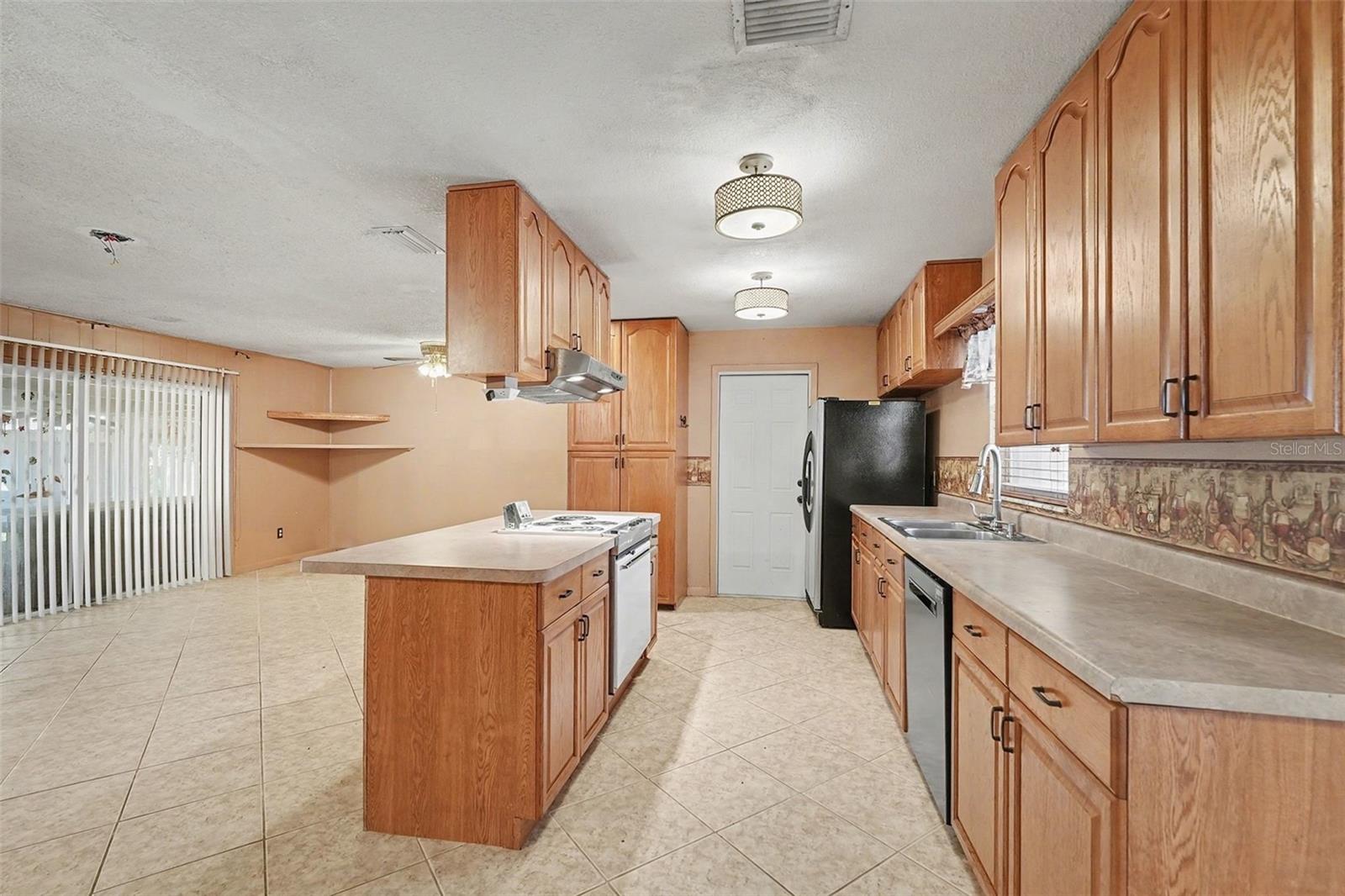 Image 20 of 41 For 2835 Bellwood Dr