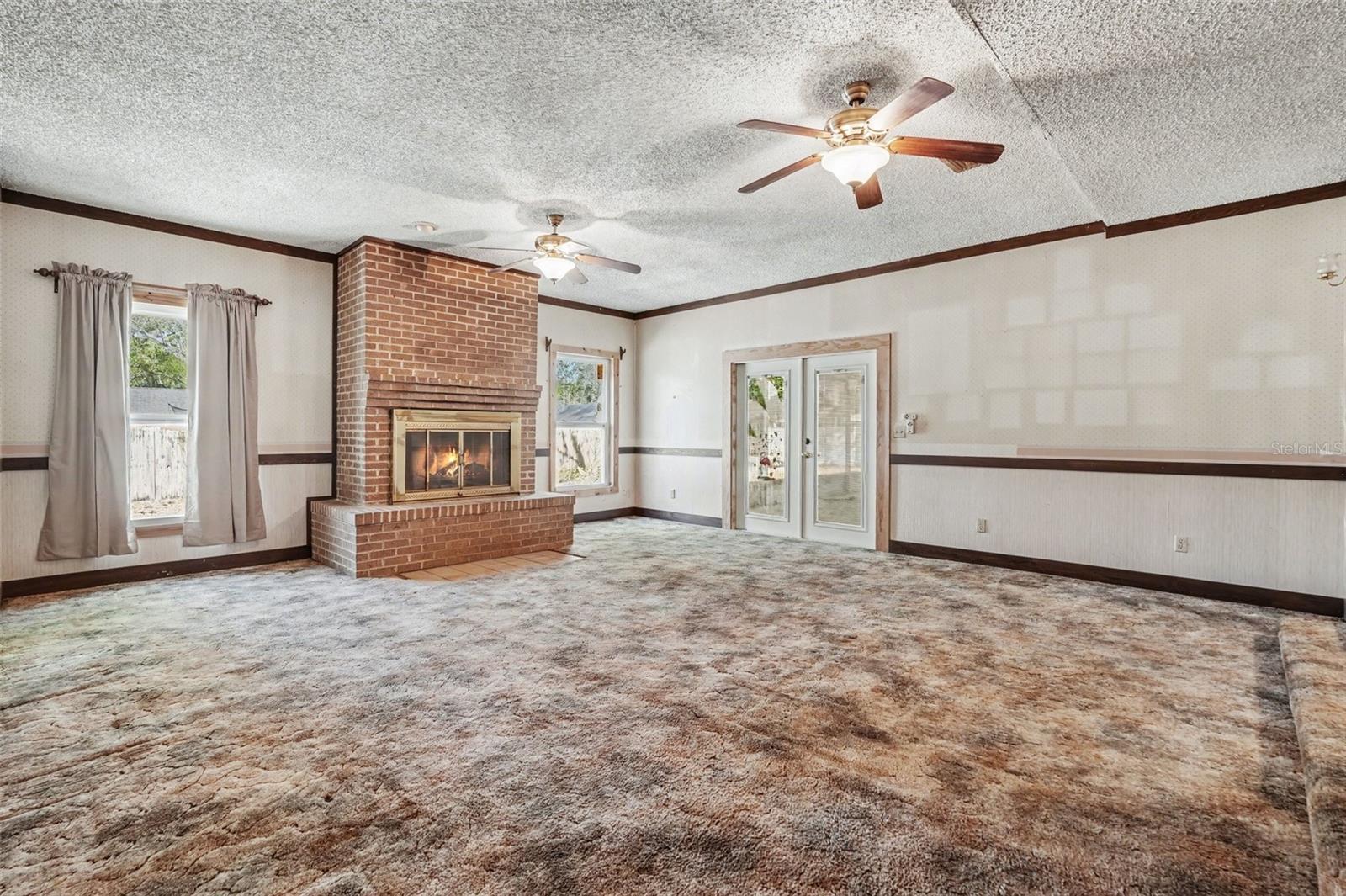 Image 3 of 41 For 2835 Bellwood Dr