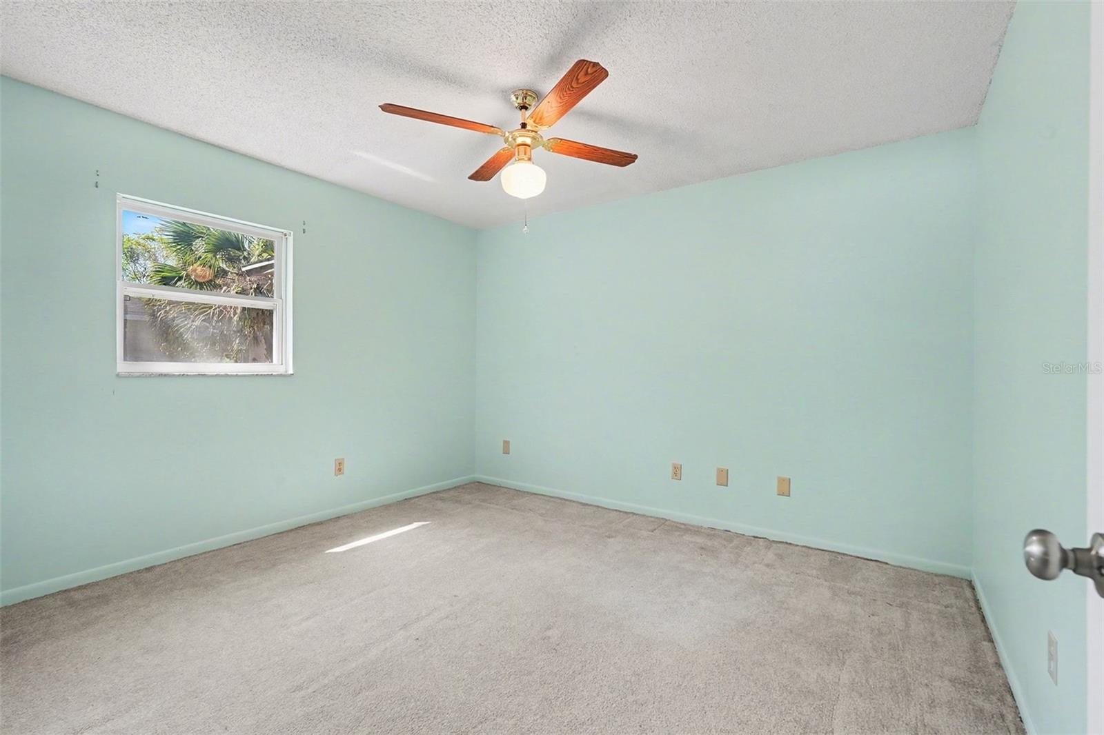 Image 31 of 41 For 2835 Bellwood Dr