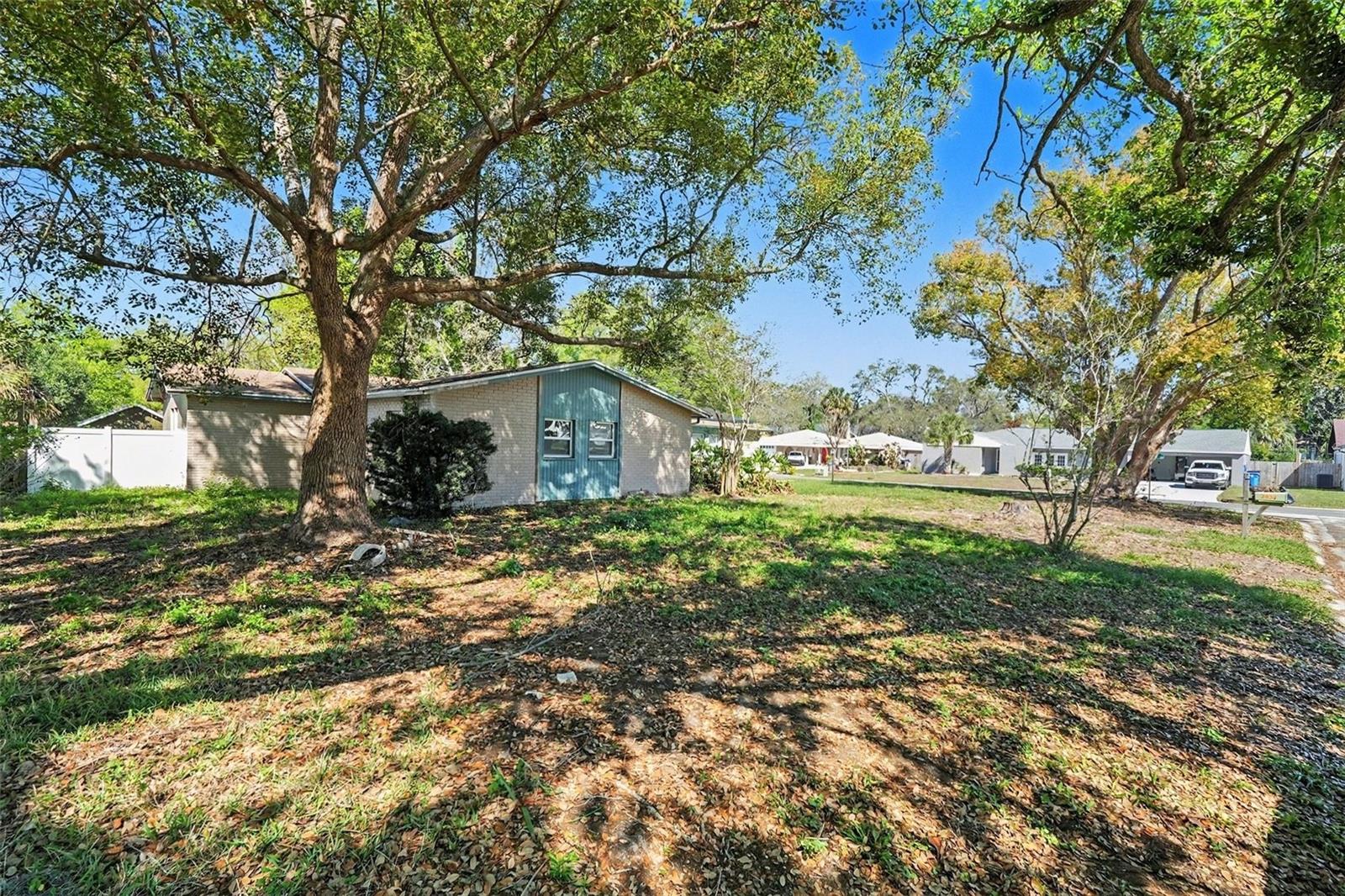 Image 8 of 41 For 2835 Bellwood Dr