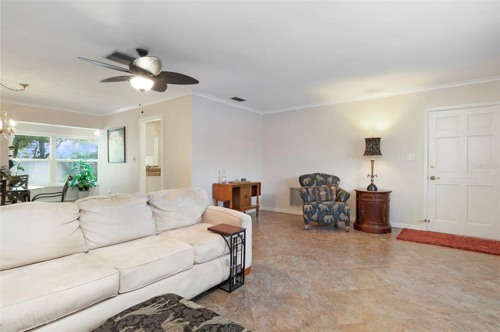 Image 3 of 30 For 8303 Annwood Road