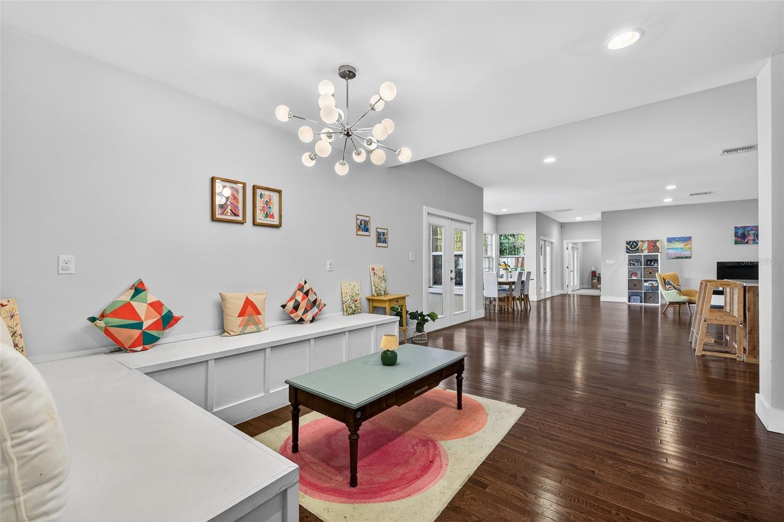 Image 15 of 39 For 1310 47th Avenue N