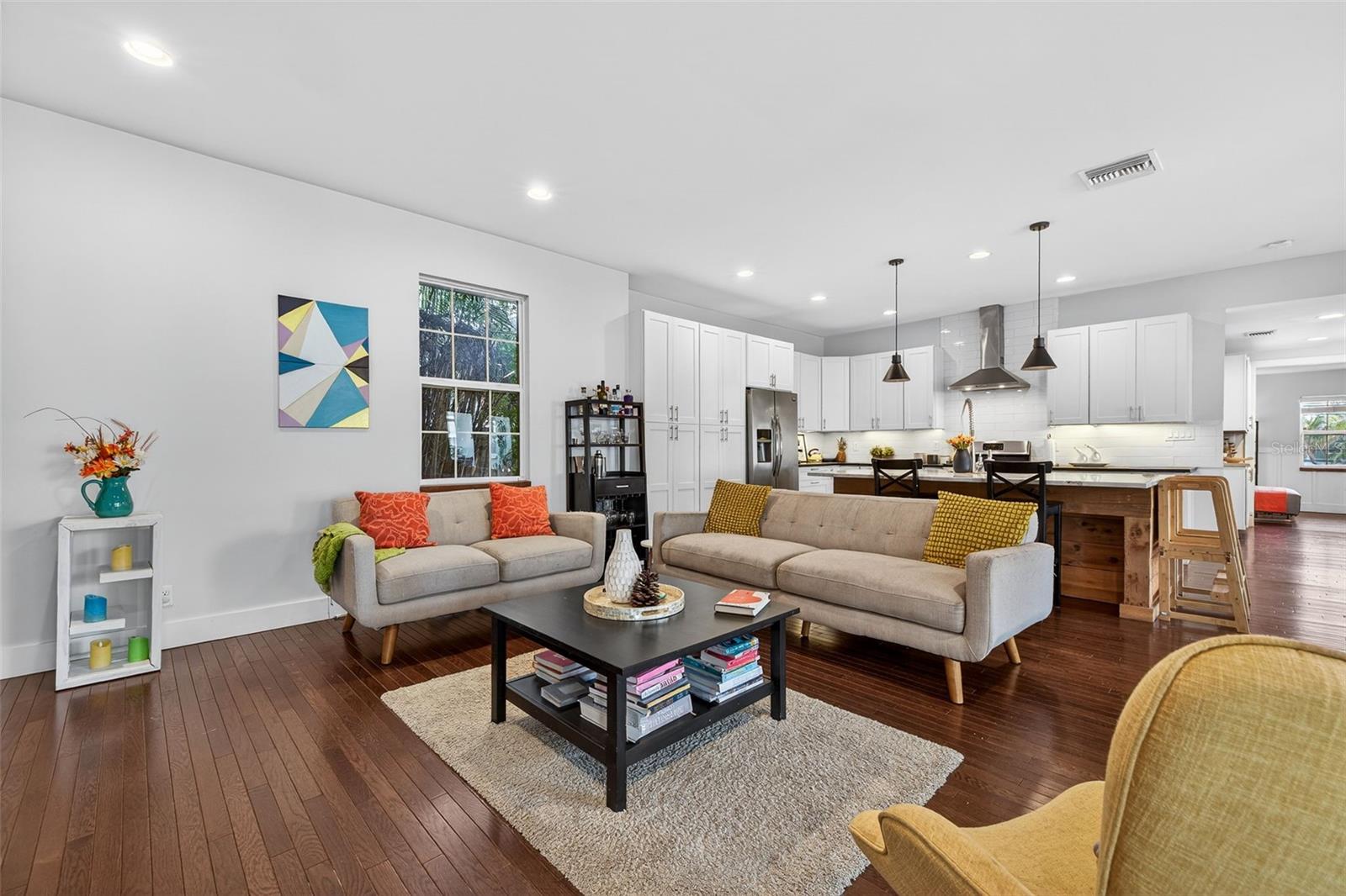 Image 16 of 39 For 1310 47th Avenue N