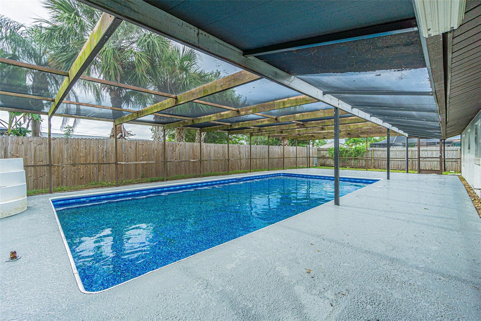 Image 4 of 34 For 6321 Spanish Main Drive