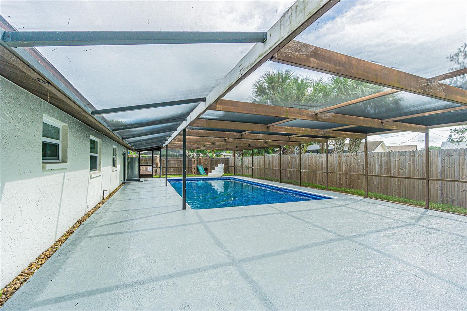 Image 7 of 34 For 6321 Spanish Main Drive